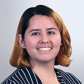 Veronica-Quinton-320x320